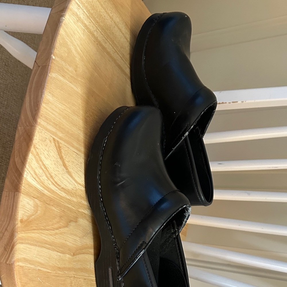 Dansko Black Women's Loafers/clogs size 39 - Picture 7 of 10